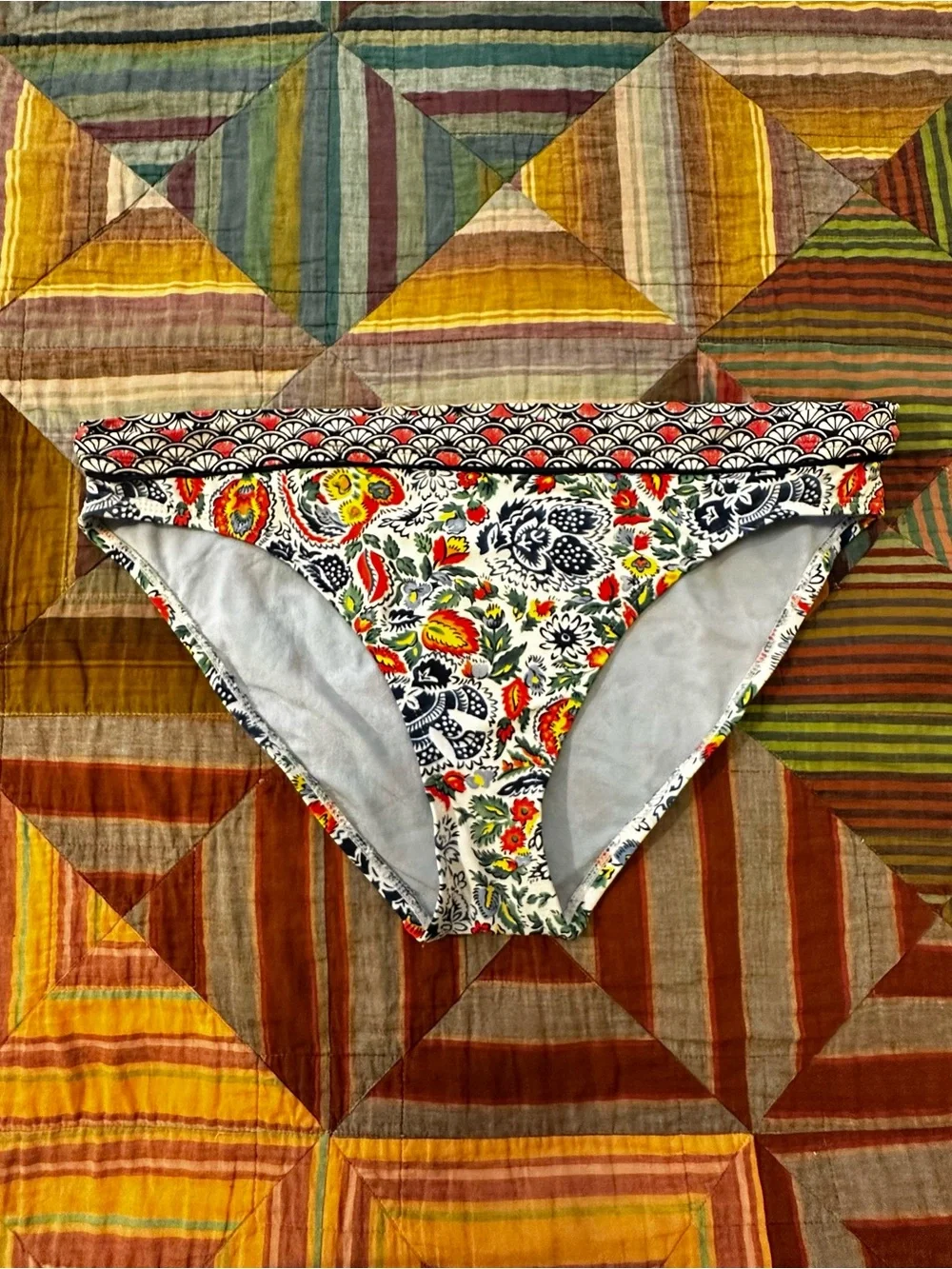 Tommy Bahama Strapless Paisley Bikini Top in White, Navy, Red & Yellow